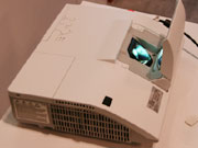 infocomm2011չ̽ͶӰC
