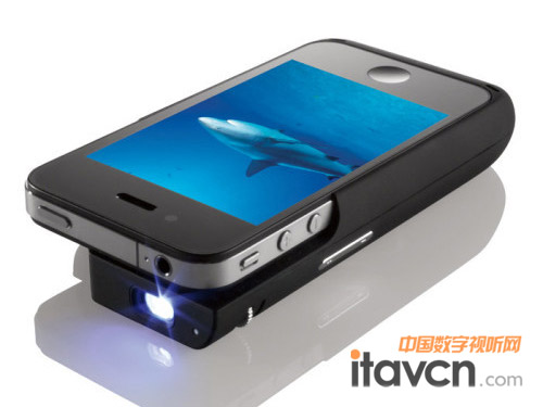 BrookstoneƳiPhone΢ͶӰC(j)